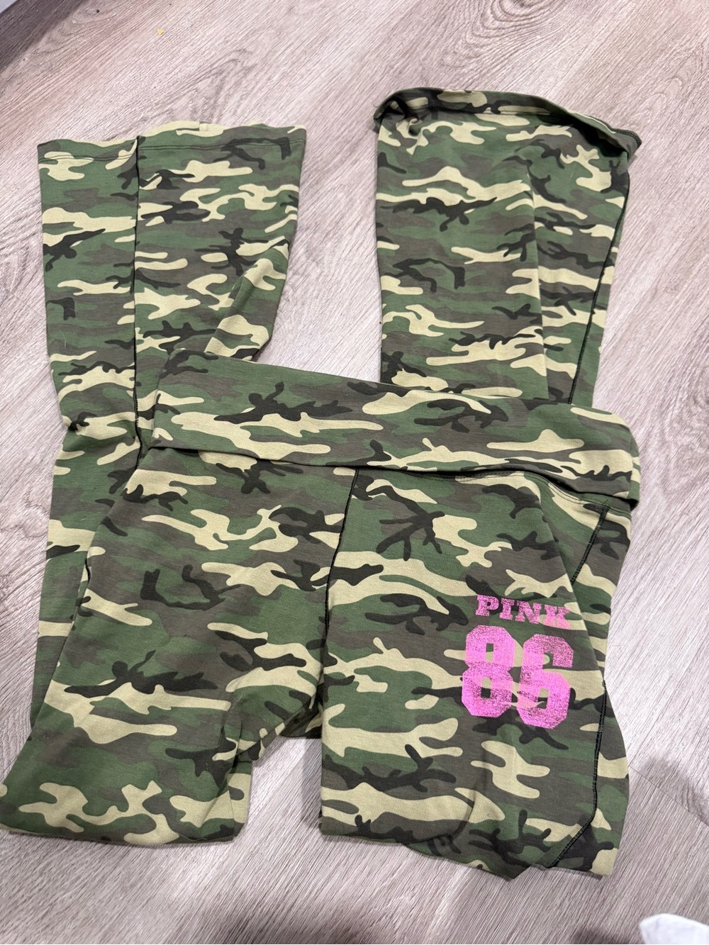 Pink by Victoria’s Secret low rise fold over yoga pants worn 1x